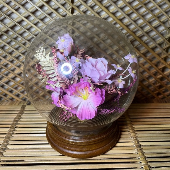 Other - Vintage Mid Century modern Faux Flower globe Crystal Ball Display